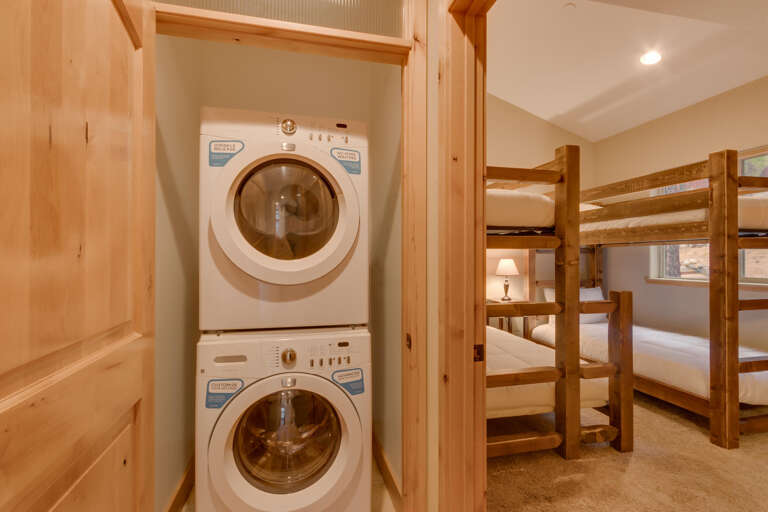 Washer & Dryer Washer & Dryer
