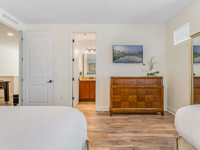 Bedroom with Dual Queen beds Bedroom with Dual Queen beds