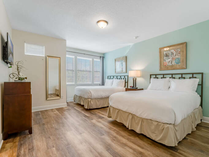 Bedroom with Dual Queen beds Bedroom with Dual Queen beds