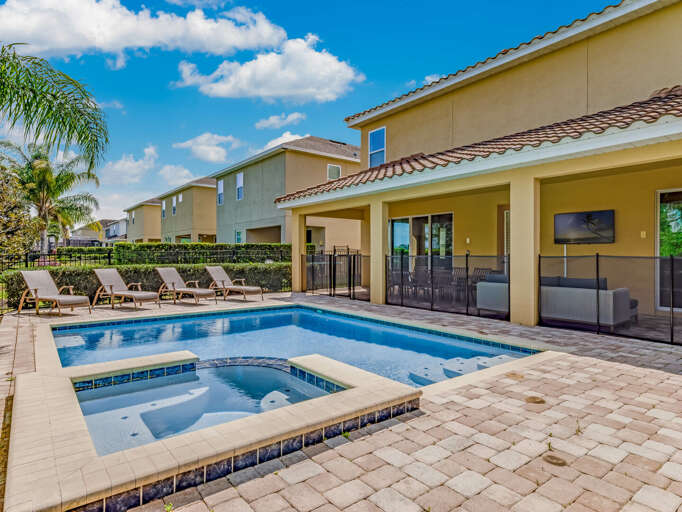 Private pool and spa Private pool and spa