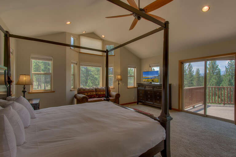 Bedroom with King bed