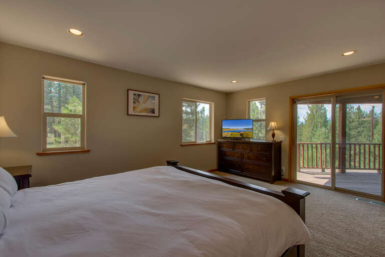 Bedroom with King bed