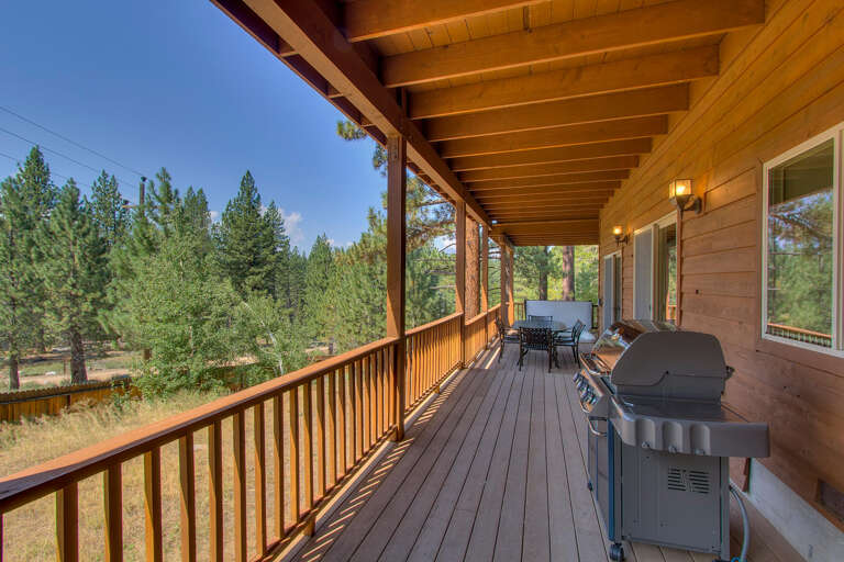 Deck with outside furniture and grill