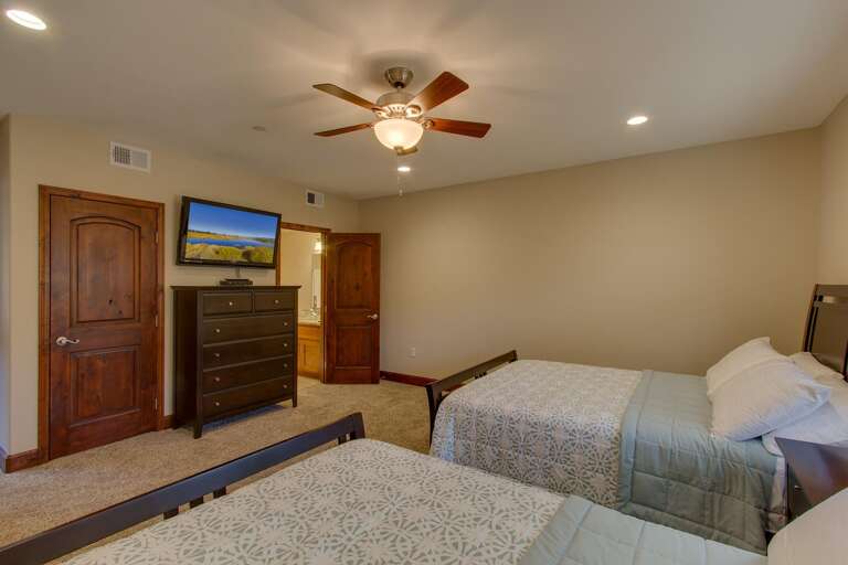 Bedroom with Queen + Twin XL beds