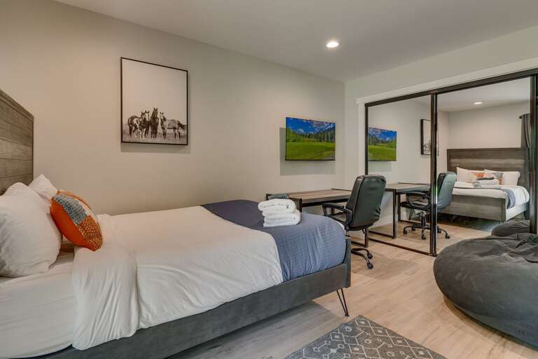 Bedroom w/ Twin-over-Twin Bunk Bed, Full Bed, and Twin Trundle