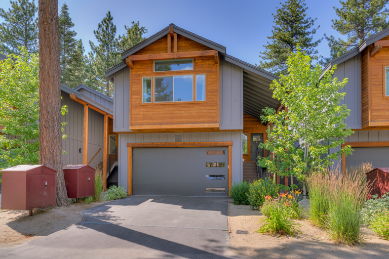 Front Exterior w/ Attached Garage