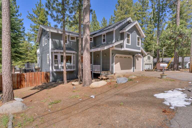 - Tahoe retreat surrounded by towering pine trees
- Mountain getaway with a peaceful wooded setting
- Tucked away in a quiet neighborhood