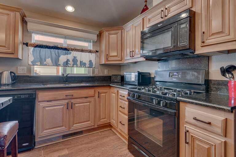 Fully-equipped kitchen