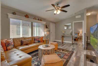 Living area w/ contemporary furniture