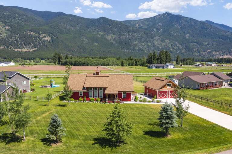 Amazing views from a quiet little neighborhood