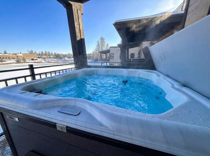 Montana Magnificence Chalet