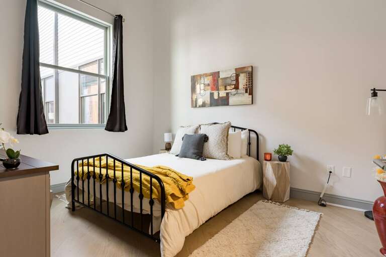 Nothing but 5 star reviews of this mattress.  You’ll rest well and be ready to tackle Birmingham Nothing but 5 star reviews of this mattress.  You’ll rest well and be ready to tackle Birmingham