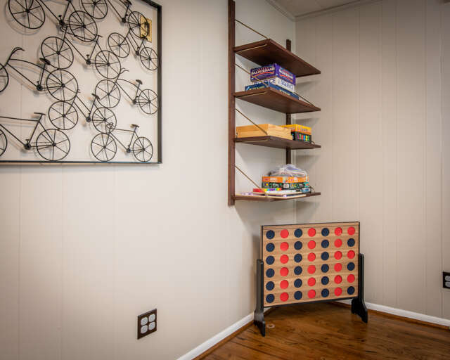 Kids corner in the dining room has puzzles, games, and even a large connect 4