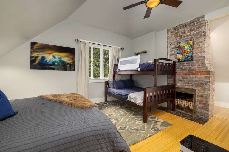 Enjoy the ambiance of a beautiful faux fireplace and the convenience of a large master closet in our King suite. Enjoy the ambiance of a beautiful faux fireplace and the convenience of a large master closet in our King suite.