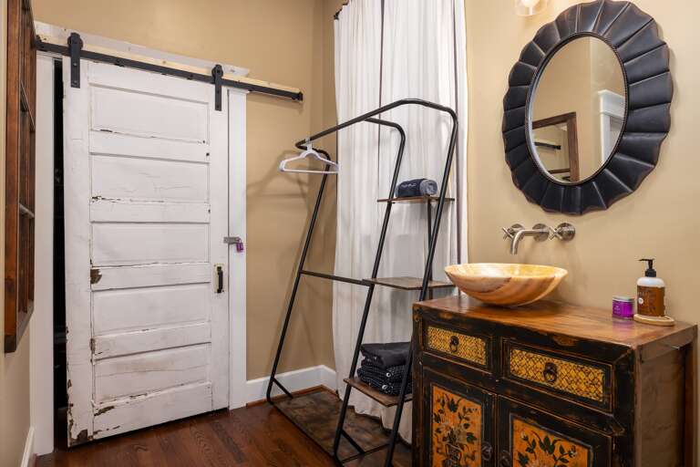 For your luggage storage and hanging needs, we've got you covered with a convenient clothes rack. For your luggage storage and hanging needs, we've got you covered with a convenient clothes rack.