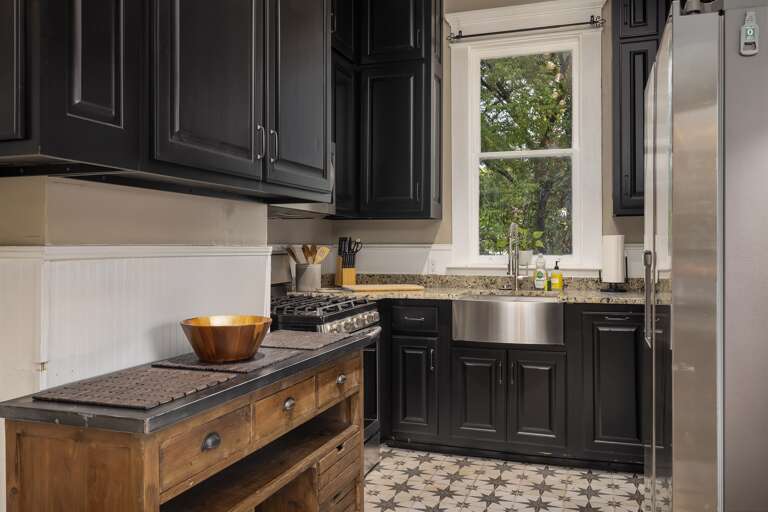 Step into our fully equipped kitchen, ready for all your culinary adventures. Step into our fully equipped kitchen, ready for all your culinary adventures.