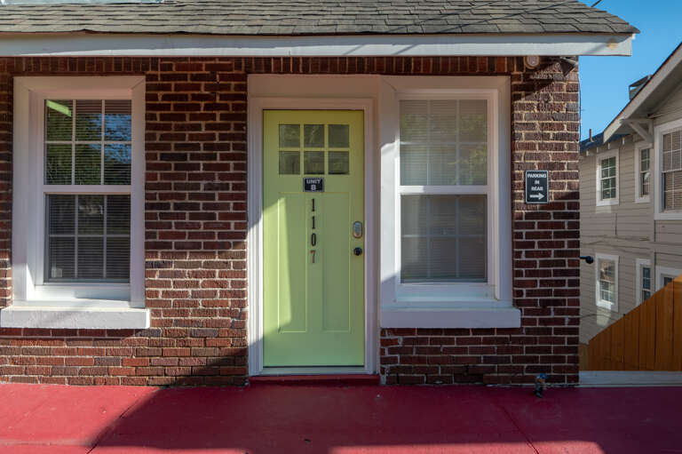Step right into your cozy B unit through this dedicated entrance. Step right into your cozy B unit through this dedicated entrance.