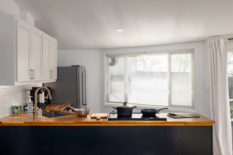 Whip up your favorite dishes in the fully equipped kitchen, a culinary haven designed for both the aspiring and seasoned chef.