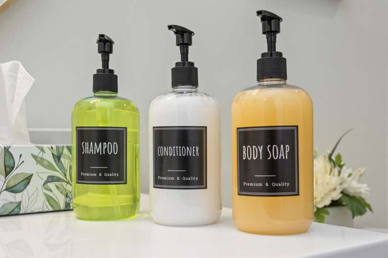 Experience a refreshing retreat in our full bathroom, equipped with modern amenities. Enjoy complimentary shampoo, body wash, and conditioner for your convenience.