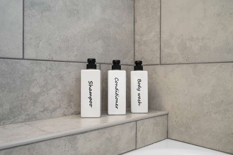 Shampoo, Conditioner, Body Wash ready for your stay!!