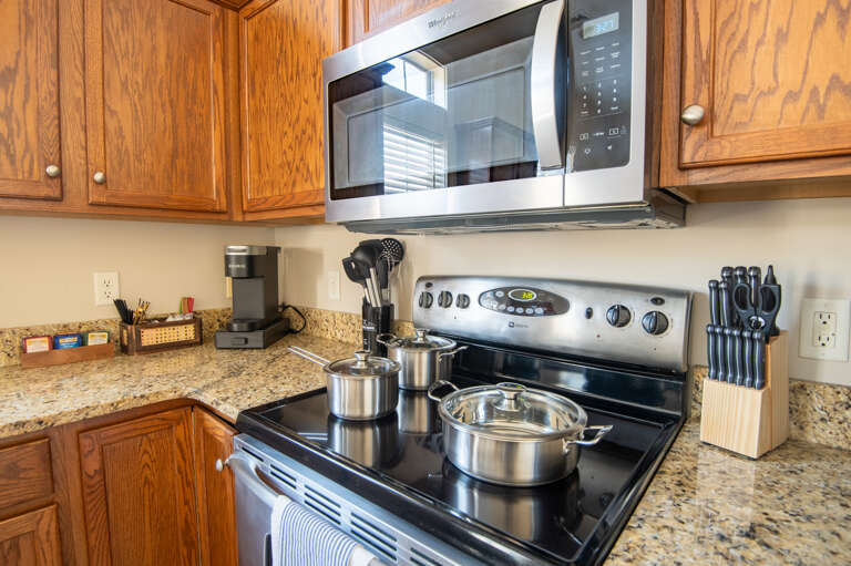 Fully equipped kitchen with all essentials, ready for cooking delicious meals during your stay. Fully equipped kitchen with all essentials, ready for cooking delicious meals during your stay.