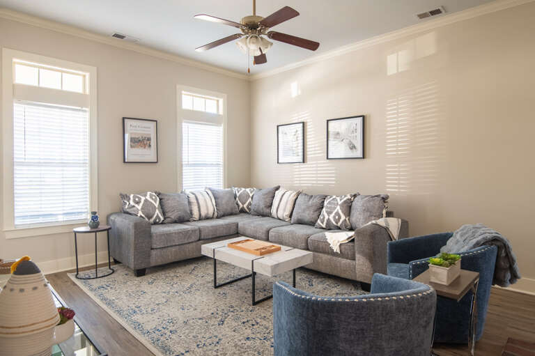 Spacious and inviting living room, ideal for gathering together and making memories. Spacious and inviting living room, ideal for gathering together and making memories.