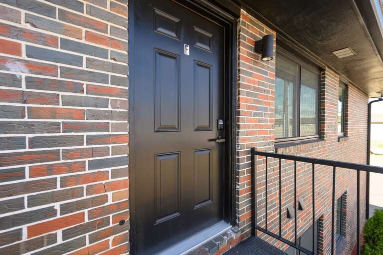 Private entrances with a small outdoor area to enjoy the fresh Birmingham air.