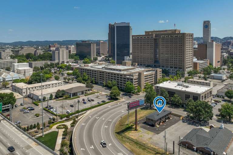 A bird’s-eye view of Birmingham’s city center, showcasing the property's prime location. A bird’s-eye view of Birmingham’s city center, showcasing the property's prime location.