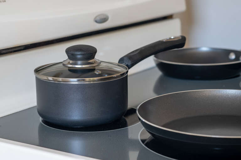 Fully equipped kitchen focused on convenience and modern design.