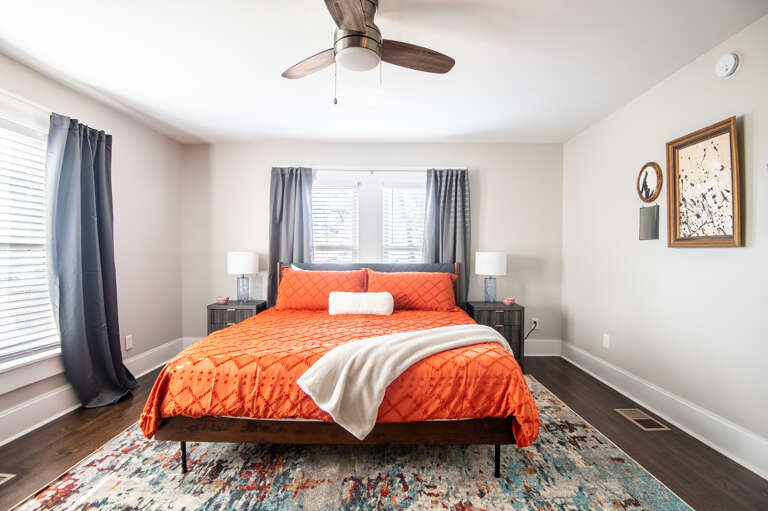 Luxury and comfort with a king-size bed and bold decor for a restful night’s sleep. Luxury and comfort with a king-size bed and bold decor for a restful night’s sleep.