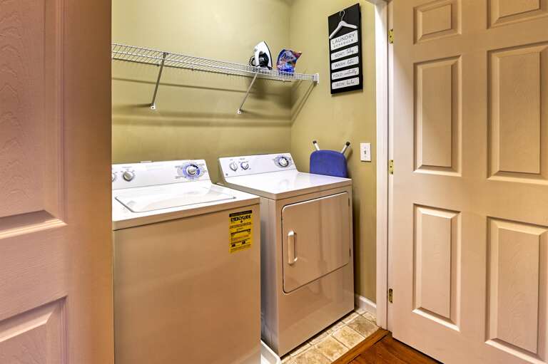 High N Dry - 2Bdr/2Ba In Pigeon Forge - Washer Dryer in Hallway High N Dry - 2Bdr/2Ba In Pigeon Forge - Washer Dryer in Hallway
