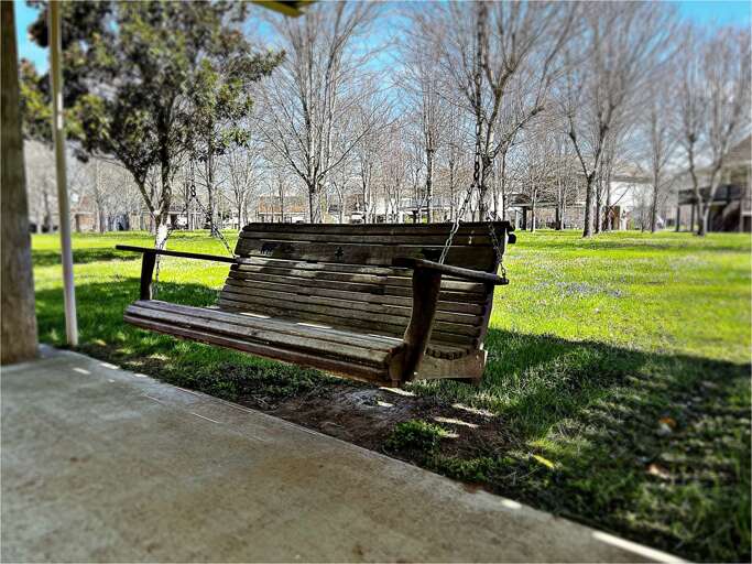 High N Dry - 2 Bdr/2Ba - In River Pointe