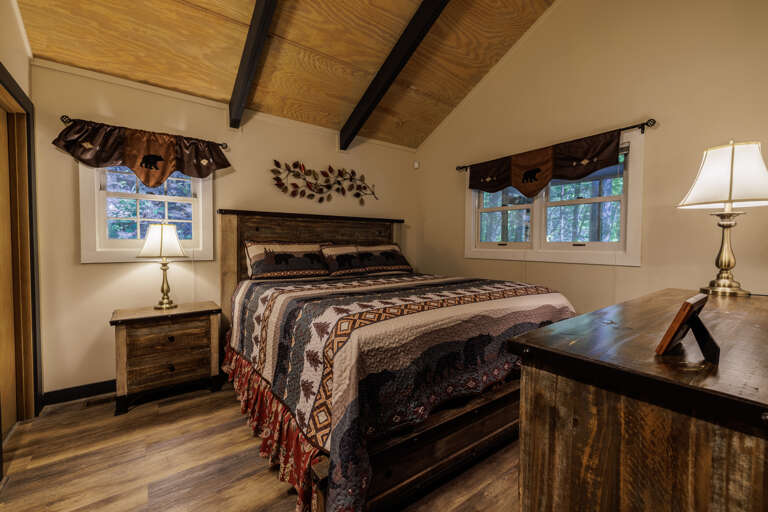 Misty Mountain Hop - King Bedroom with attached Full Bath