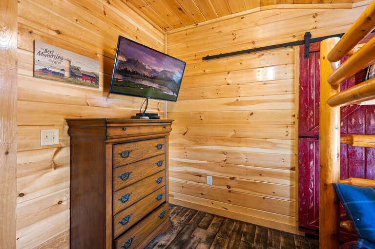 Upper Level Bunk Room