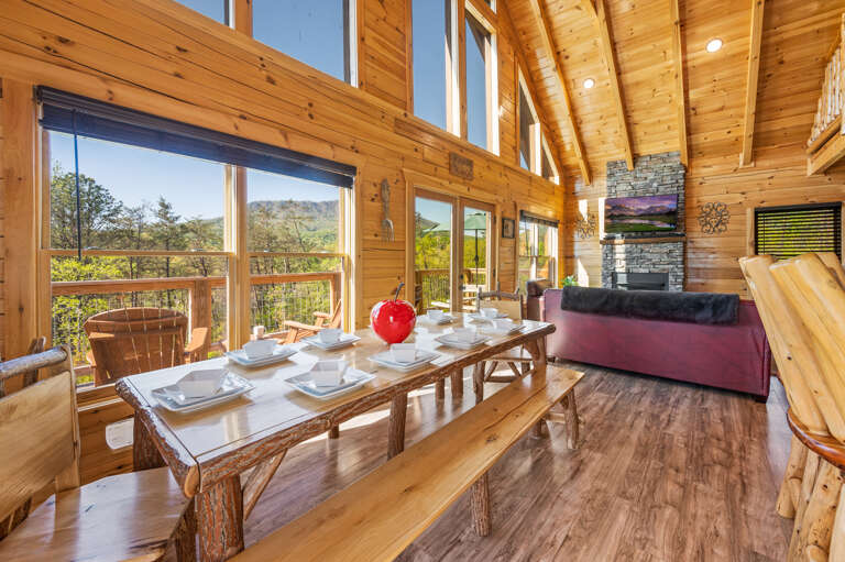 Nothin' But a Good Time - 4 Bedroom Family Lodge