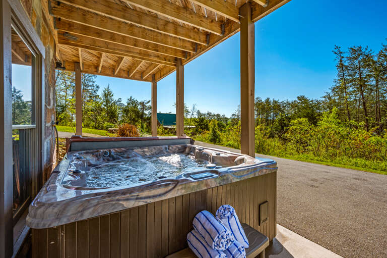 Nothin' But a Good Time - 4 Bedroom Family Lodge