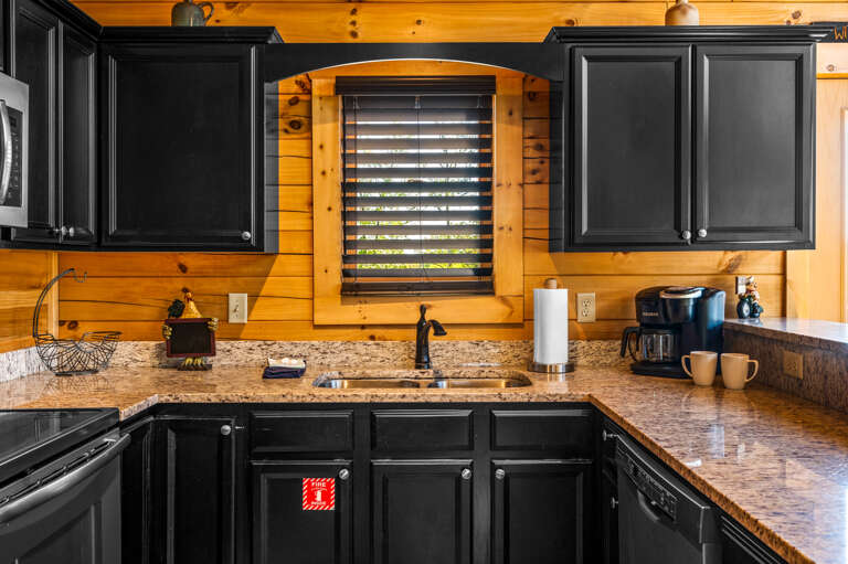 Nothin' But a Good Time - 4 Bedroom Family Lodge