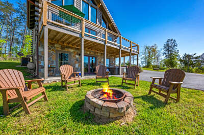 Nothin' But a Good Time - 4 Bedroom Family Lodge