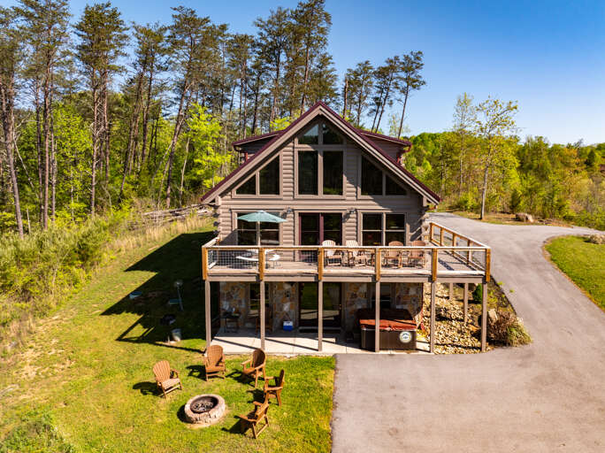 Nothin' But a Good Time - 4 Bedroom Family Lodge Nothin' But a Good Time - 4 Bedroom Family Lodge