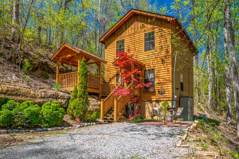 Permanent Vacation - Smoky Mountain Honeymoon Cabin