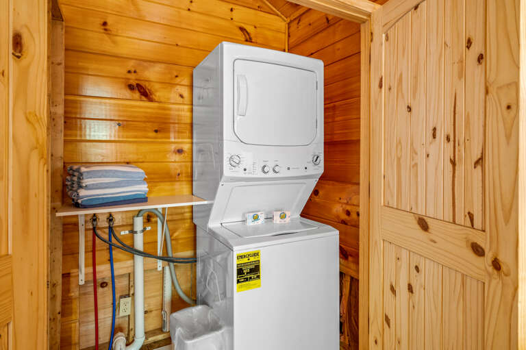 Washer./Dryer - Permanent Vacation - Smoky Mountain Honeymoon Cabin