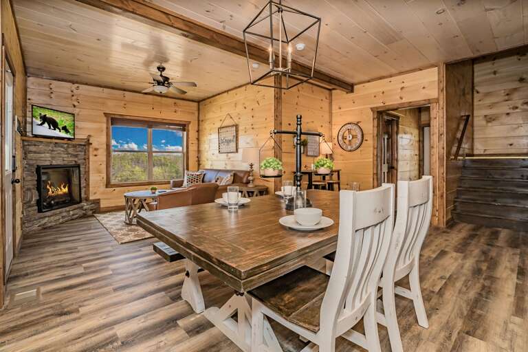 Shelter Me - Dining Area