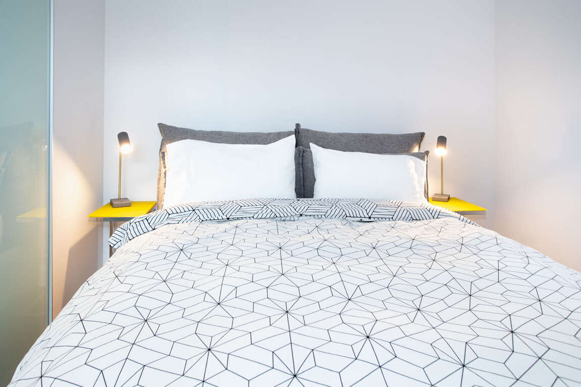 Hudson Hideaway 1 Bedroom Vacation Condo For Rent Victoria BC Find Rentals