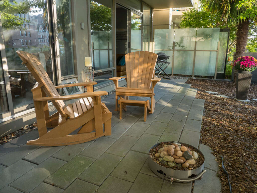 Urban Oasis 1 Bedroom Vacation Condo For Rent Victoria BC Find Rentals