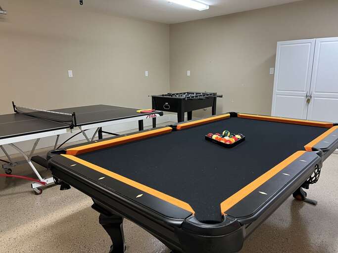 Billard table, Stiga Ping Pong Table & Fooseball Billard table, Stiga Ping Pong Table & Fooseball