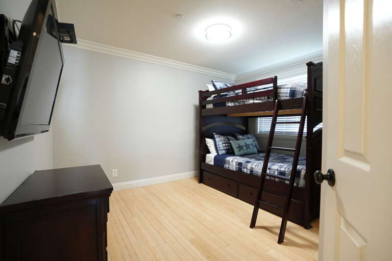 Bedroom #5 - Bunk Beds