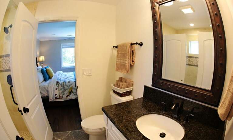 Jack n Jill Bathroom #4 Jack n Jill Bathroom #4