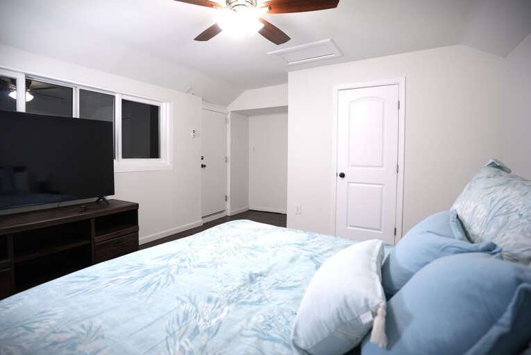 with en suite bathroom
