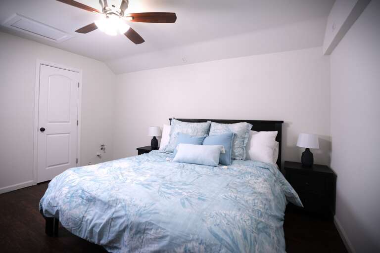 with en suite bathroom with en suite bathroom