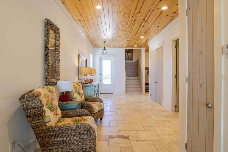 castle in the sand west entry foyer